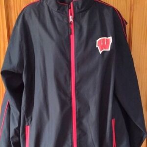 Wisconsin Black and Red Jacket Sz L Mens